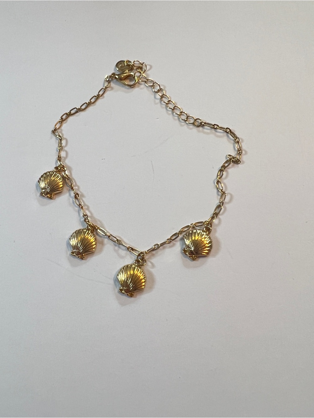 Fashion Jewelry Gold Tone Seashell Bracelet or Anklet 11” Long